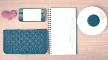 Ofis Büro: telefon, kalp, not defteri, m-cüzdan vintage arpacık ile kahve