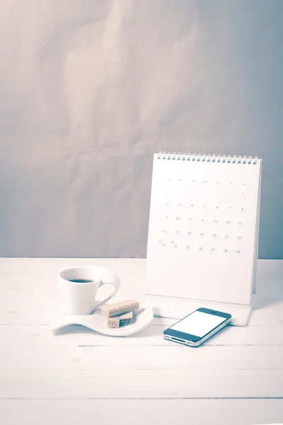 ウェハ、電話、カレンダー ビンテージ スタイルのコーヒー カップ — ストック写真