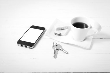 gofret, telefon, anahtar siyah ve beyaz renk ile kahve fincanı