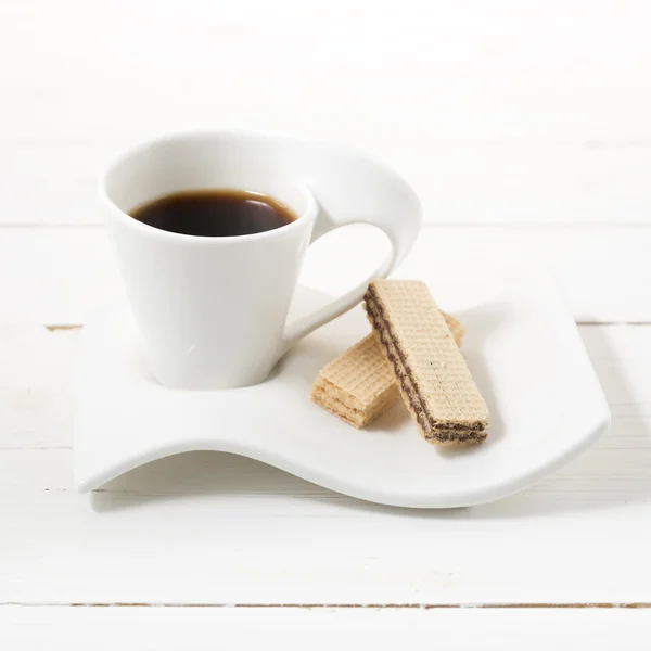 Coffee cup with wafer — Stock Photo, Image