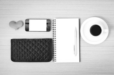 Ofis Büro: kahve ile telefon, kalp, not defteri, m-cüzdan siyah ve w