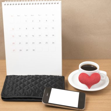 Ofis Büro: telefon, cüzdan, takvim, kalp ile kahve