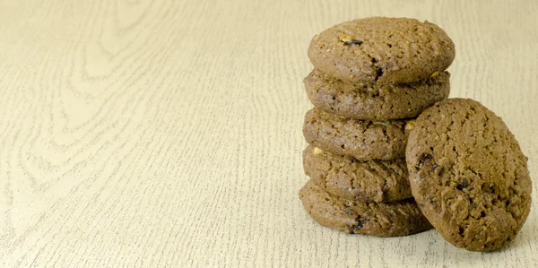 Cookies på bord av trä — Stockfoto