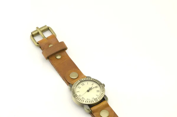 Montre classique isolée sur blanc — Photo