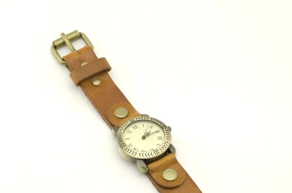 Reloj de pulsera clásico aislado en blanco — Foto de Stock