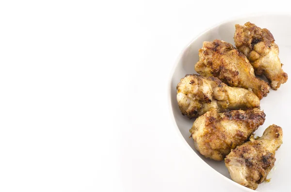 Pollo frito aislado sobre fondo blanco — Foto de Stock