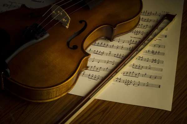 Violino em estilo vintage — Fotografia de Stock