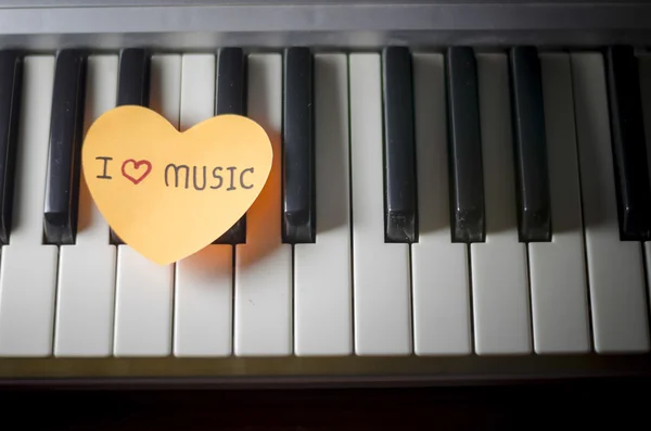 Piano and heart — Stock Photo, Image