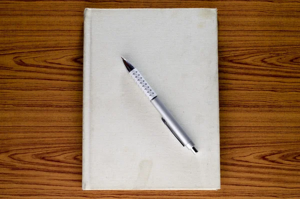 Cuaderno sobre la mesa — Foto de Stock