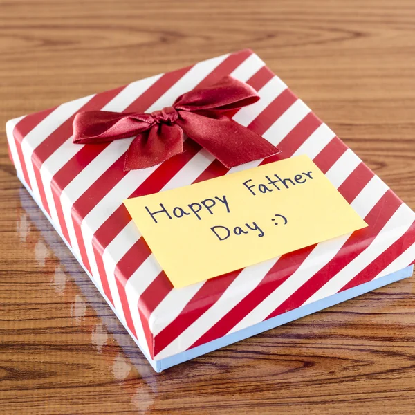 Gift box with card write happy father day — Stock Photo, Image