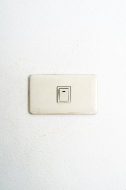 Duvardaki beyaz düğmeye