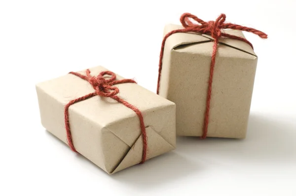 Caja de regalo de cartón artesanal —  Fotos de Stock