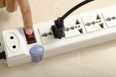 El açmak geçiş birden fazla soket Tak