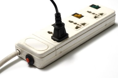Elektrik çoklu soket prizi