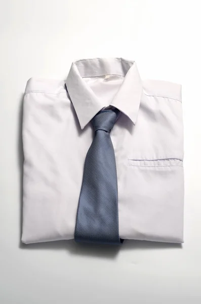 Camisa blanca con corbata azul —  Fotos de Stock