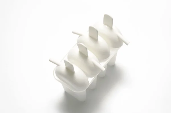 Производство пластикового мороженого — стоковое фото
