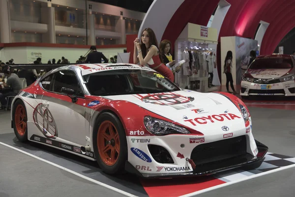 Bangkok, thailand - 4. april: toyota racing show am 4. april 2015 — Stockfoto