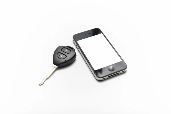 Chiave auto con smartphone — Foto Stock