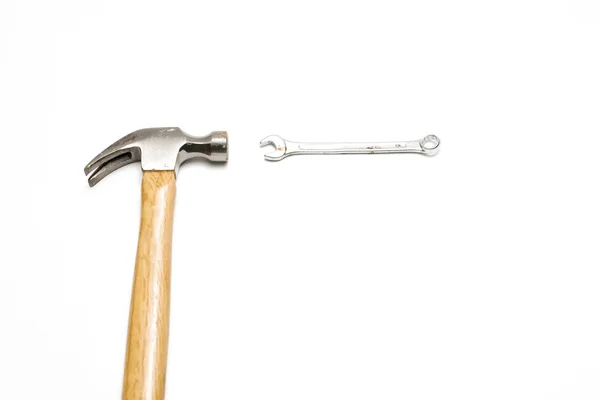 Hammer mit Schraubenschlüssel — Stockfoto