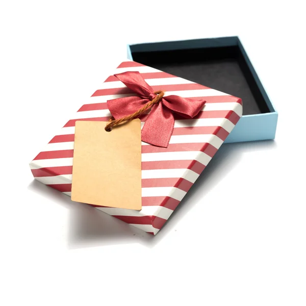 Caja de regalo y etiqueta —  Fotos de Stock