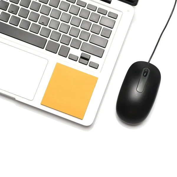 Laptop and mouse with sticky note — Stock Photo, Image