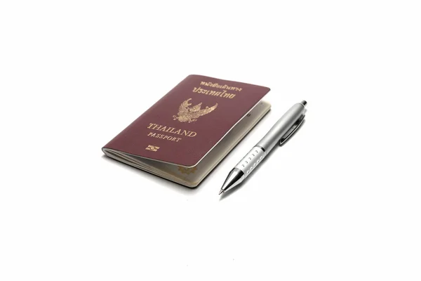 Pasaporte tailandés y pluma — Foto de Stock