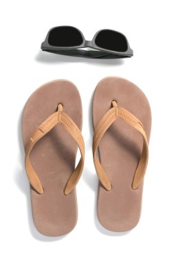 güneş gözlüğü ve terlik