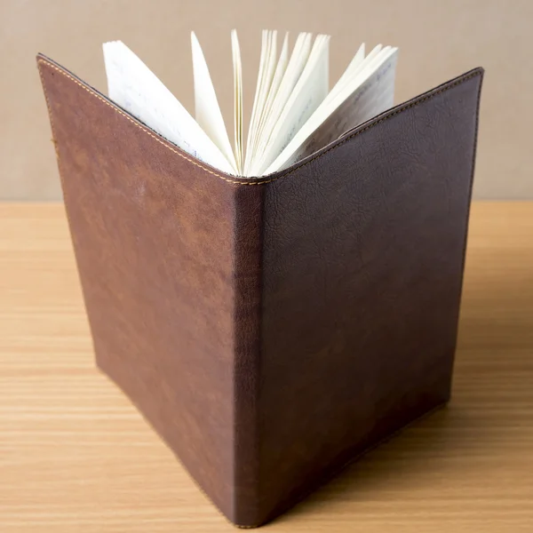 Cuaderno marrón — Foto de Stock