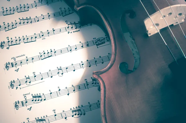 Tempo di praticare il violino — Foto Stock