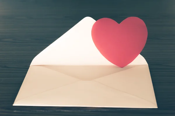 Red heart with pink envelope — Stock Photo, Image