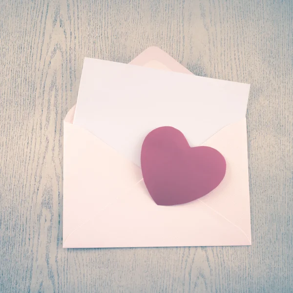 Red heart with pink envelope — Stock Photo, Image