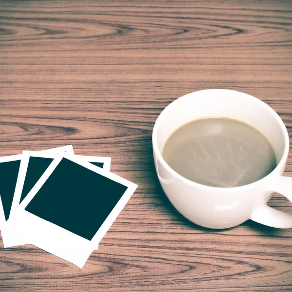 Taza de café con marcos de fotos —  Fotos de Stock