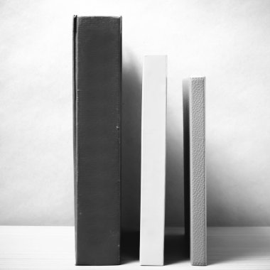kitap siyah ve beyaz renk tonu tarzı kadar stand