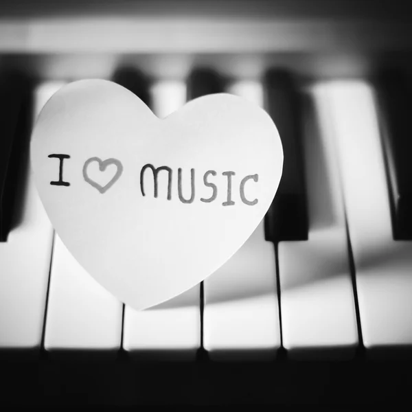 Piano and heart black and white color tone style — Stock Photo, Image