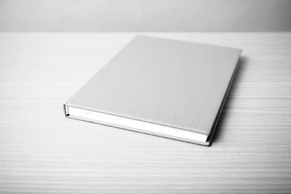 Buch schwarz und weiß Farbton Stil — Stockfoto