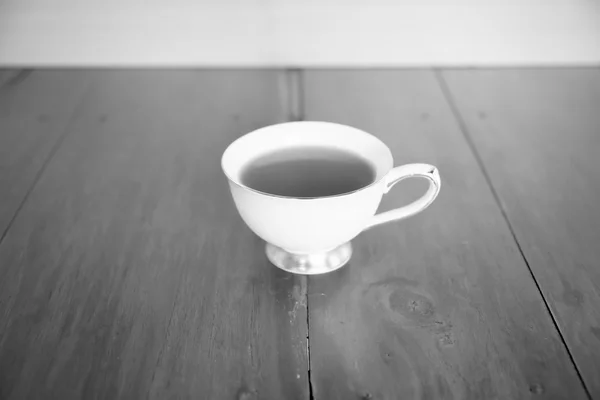 Glas thee zwart-witte kleur Toon stijl — Stockfoto