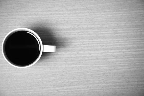 Xícara de café preto estilo tom de cor preto e branco — Fotografia de Stock