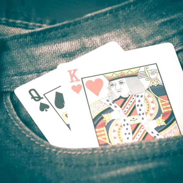 Cartão no bolso jean estilo vintage retro — Fotografia de Stock