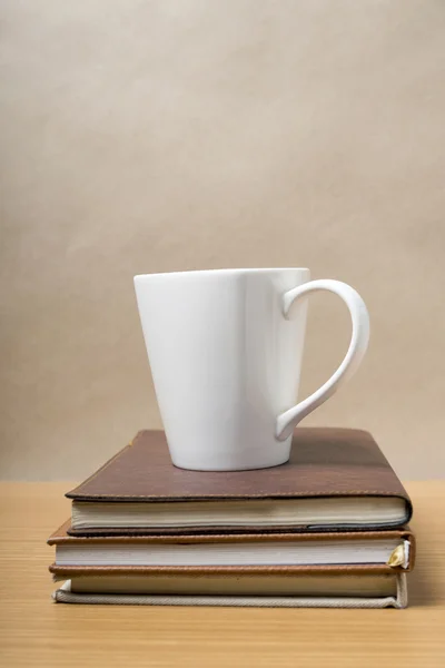 Stack of book with coffee mug — Stock Photo, Image