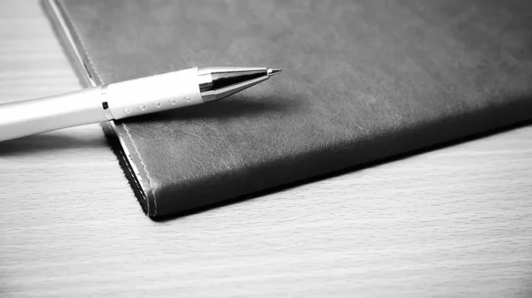 Book and pen black and white color tone style — Stock Photo, Image