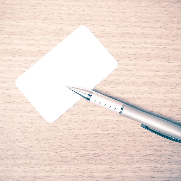 Визитная карточка и винтажный стиль ручки — стоковое фото