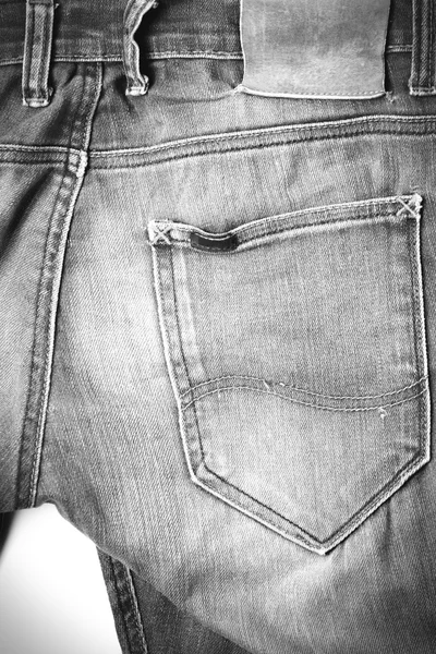 Etikett på jean byxor — Stockfoto