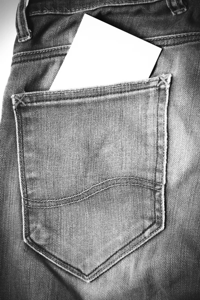 Nota no bolso jean estilo de cor tom preto e branco — Fotografia de Stock