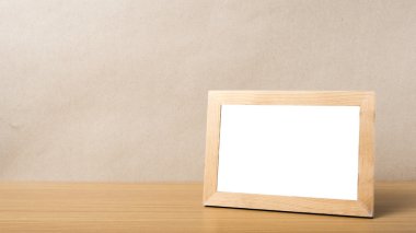 tabloda resim çerçevesi