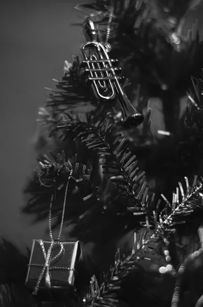 Διακοσμήστε το χριστουγεννιάτικο στυλ τόνο μαύρο και άσπρο χρώμα — Φωτογραφία Αρχείου