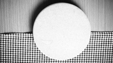 Kesme tahtası ve mutfak havlu