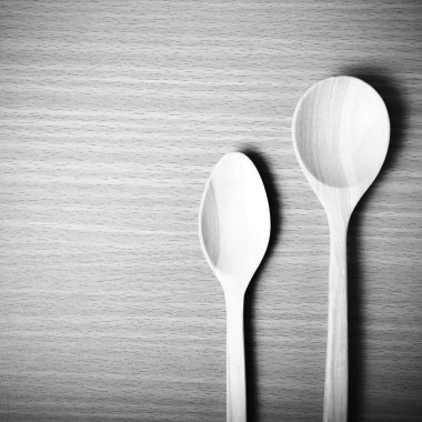 iki tahta kaşık