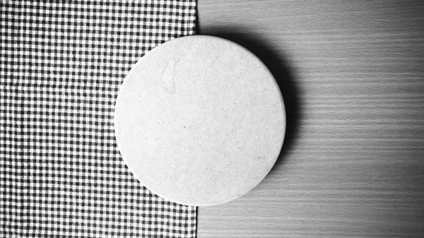 Kesme tahtası ve mutfak havlu