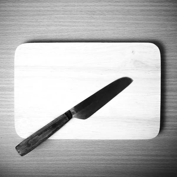 Bıçak ve kesim tahtası