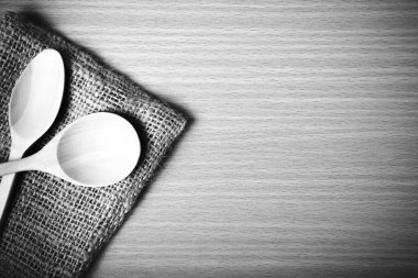 masada tahta kaşıklar